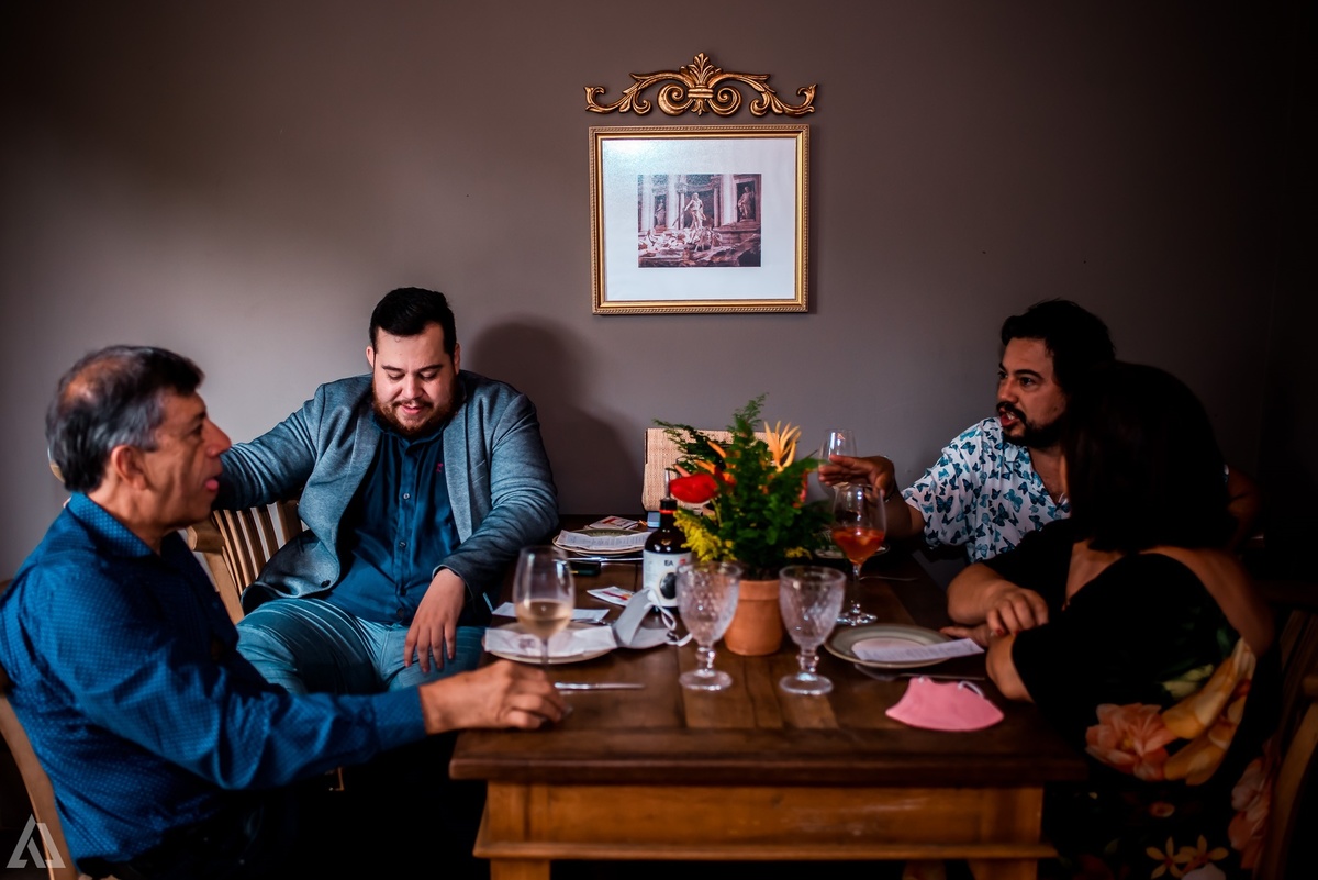 Wedding Casamento Buffet Making Off Decoração Bem Casados Cerimonialista Fotógrafo Vestido Noiva Noivo Camila Hoffmann Cerimonial Elimeire Assessoria de Evento Dani Vidal La Belle Maison Lena Buffet Casarão Penedo Diva Buffet Buquê Resende Penedo Itatiaia