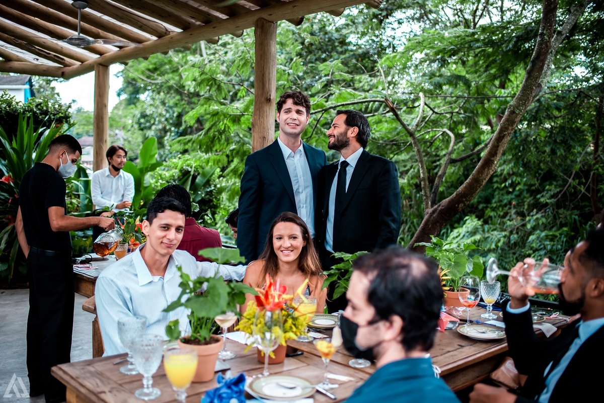 Wedding Casamento Buffet Making Off Decoração Bem Casados Cerimonialista Fotógrafo Vestido Noiva Noivo Camila Hoffmann Cerimonial Elimeire Assessoria de Evento Dani Vidal La Belle Maison Lena Buffet Casarão Penedo Diva Buffet Buquê Resende Penedo Itatiaia