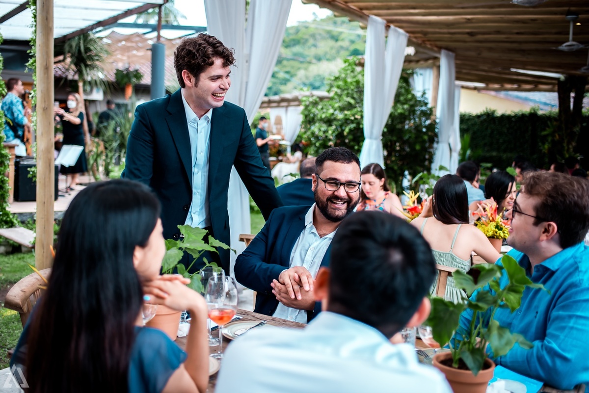 Wedding Casamento Buffet Making Off Decoração Bem Casados Cerimonialista Fotógrafo Vestido Noiva Noivo Camila Hoffmann Cerimonial Elimeire Assessoria de Evento Dani Vidal La Belle Maison Lena Buffet Casarão Penedo Diva Buffet Buquê Resende Penedo Itatiaia