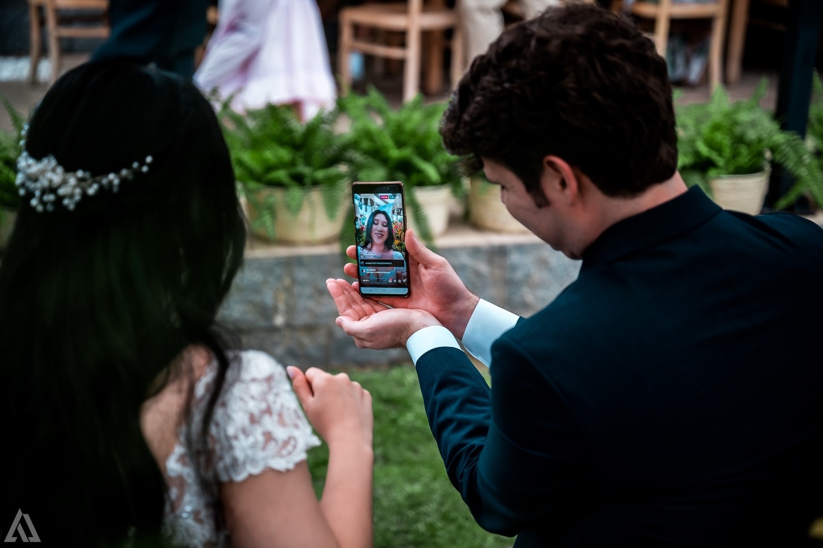 Wedding Casamento Buffet Making Off Decoração Bem Casados Cerimonialista Fotógrafo Vestido Noiva Noivo Camila Hoffmann Cerimonial Elimeire Assessoria de Evento Dani Vidal La Belle Maison Lena Buffet Casarão Penedo Diva Buffet Buquê Resende Penedo Itatiaia