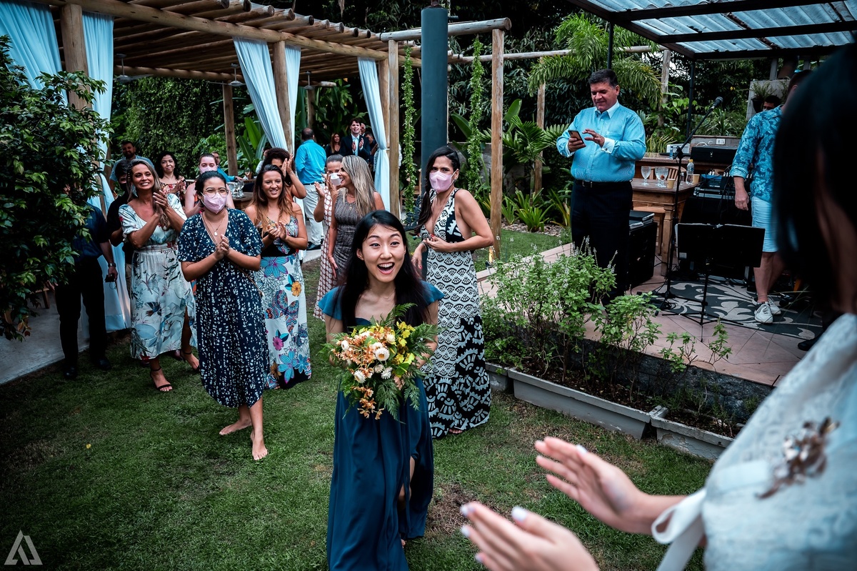 Wedding Casamento Buffet Making Off Decoração Bem Casados Cerimonialista Fotógrafo Vestido Noiva Noivo Camila Hoffmann Cerimonial Elimeire Assessoria de Evento Dani Vidal La Belle Maison Lena Buffet Casarão Penedo Diva Buffet Buquê Resende Penedo Itatiaia