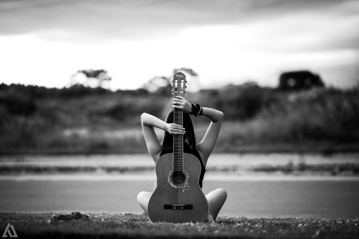 Ensaio Book Debutante 15 Anos Street Tumblr Alex Jardim Fotografia Fotógrafo Resende Itatiaia Penedo Porto Real Quatis Barra Mansa Volta Redonda Galpão Mix Lena Buffet La Belle Maison Estela Dani Vidal Elimeire Laurino Camila Hoffmann Cerimonial Violão