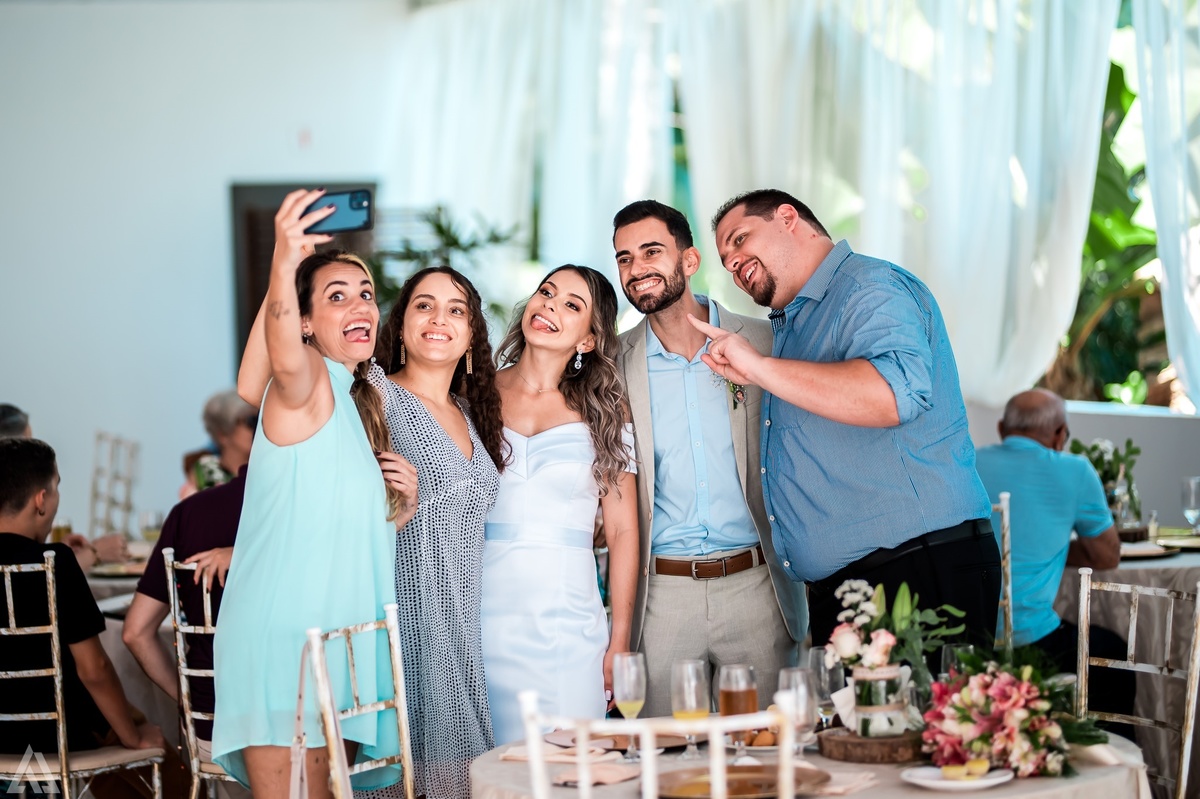 Wedding Casamento Buffet Making Off Decoração Cerimonialista Fotógrafo Vestido Noiva Noivo Camila Hoffmann Cerimonial Elimeire Assessoria de Evento Dani Vidal Vila Nova La Belle Maison Lena Buffet Casarão Penedo Diva Buffet Buquê Resende Penedo Itatiaia