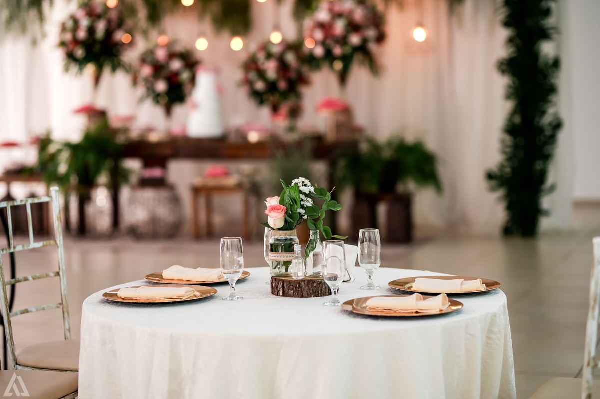 Wedding Casamento Buffet Making Off Decoração Cerimonialista Fotógrafo Vestido Noiva Noivo Camila Hoffmann Cerimonial Elimeire Assessoria de Evento Dani Vidal Vila Nova La Belle Maison Lena Buffet Casarão Penedo Diva Buffet Buquê Resende Penedo Itatiaia