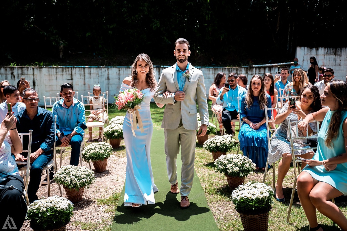 Wedding Casamento Buffet Making Off Decoração Cerimonialista Fotógrafo Vestido Noiva Noivo Camila Hoffmann Cerimonial Elimeire Assessoria de Evento Dani Vidal Vila Nova La Belle Maison Lena Buffet Casarão Penedo Diva Buffet Buquê Resende Penedo Itatiaia