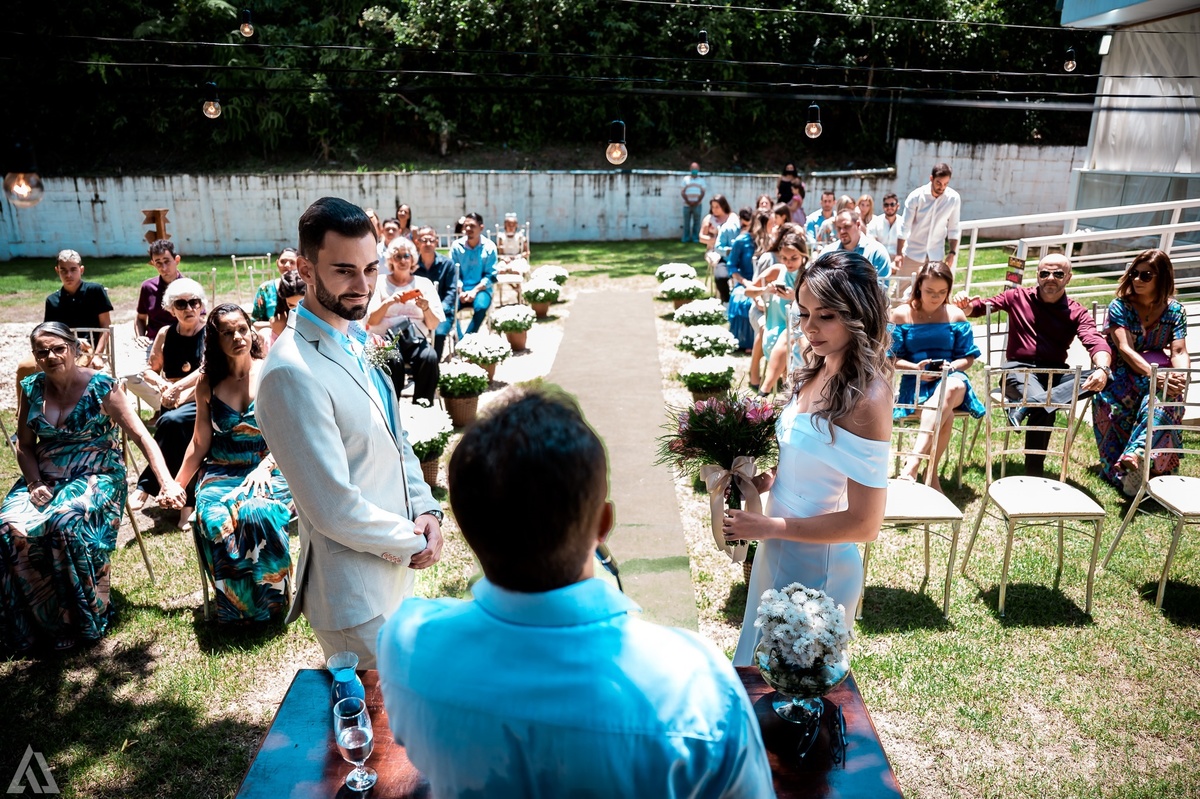 Wedding Casamento Buffet Making Off Decoração Cerimonialista Fotógrafo Vestido Noiva Noivo Camila Hoffmann Cerimonial Elimeire Assessoria de Evento Dani Vidal Vila Nova La Belle Maison Lena Buffet Casarão Penedo Diva Buffet Buquê Resende Penedo Itatiaia