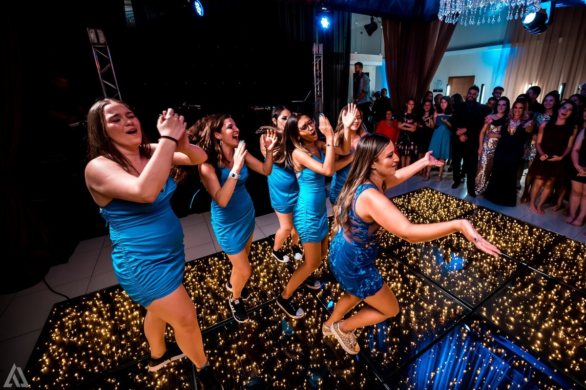 Ensaio Festa Book Teen Debutante 15 Anos Alex Jardim Fotografia Fotógrafo Makink Off Resende Itatiaia Penedo Porto Real Quatis Barra Mansa Volta Redonda Lena Buffet La Belle Maison Estela Dani Vidal Elimeire Laurino Camila Hoffmann Cerimonial Maquiadora