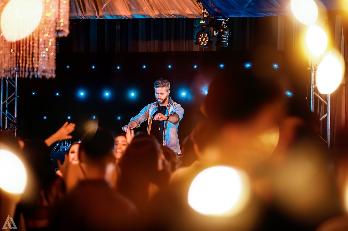 Ensaio Festa Book Teen Debutante 15 Anos Alex Jardim Fotografia Fotógrafo Makink Off Resende Itatiaia Penedo Porto Real Quatis Barra Mansa Volta Redonda Lena Buffet La Belle Maison Estela Dani Vidal Elimeire Laurino Camila Hoffmann Cerimonial Maquiadora