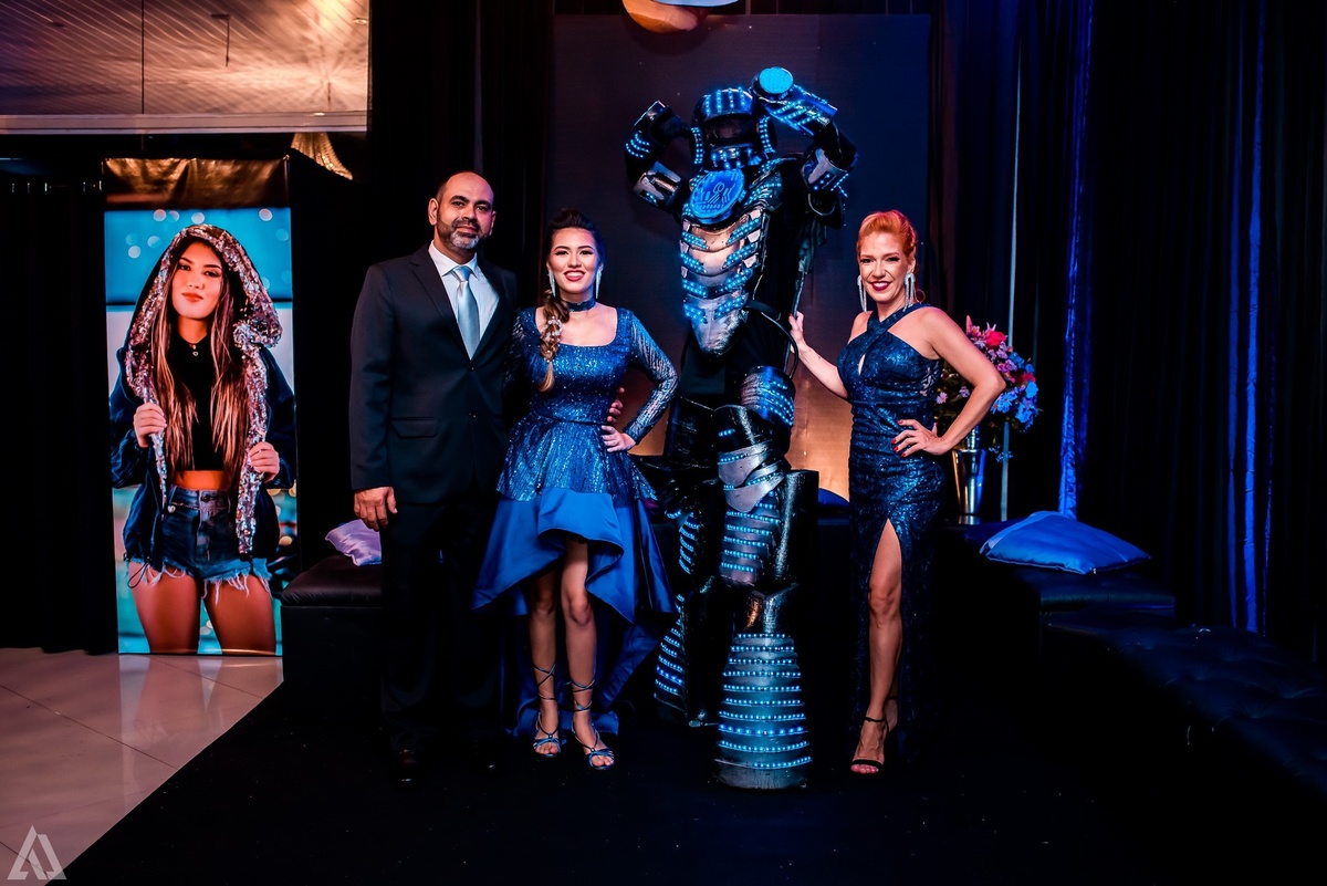 Ensaio Festa Book Teen Debutante 15 Anos Alex Jardim Fotografia Fotógrafo Makink Off Resende Itatiaia Penedo Porto Real Quatis Barra Mansa Volta Redonda Lena Buffet La Belle Maison Estela Dani Vidal Elimeire Laurino Camila Hoffmann Cerimonial Maquiadora