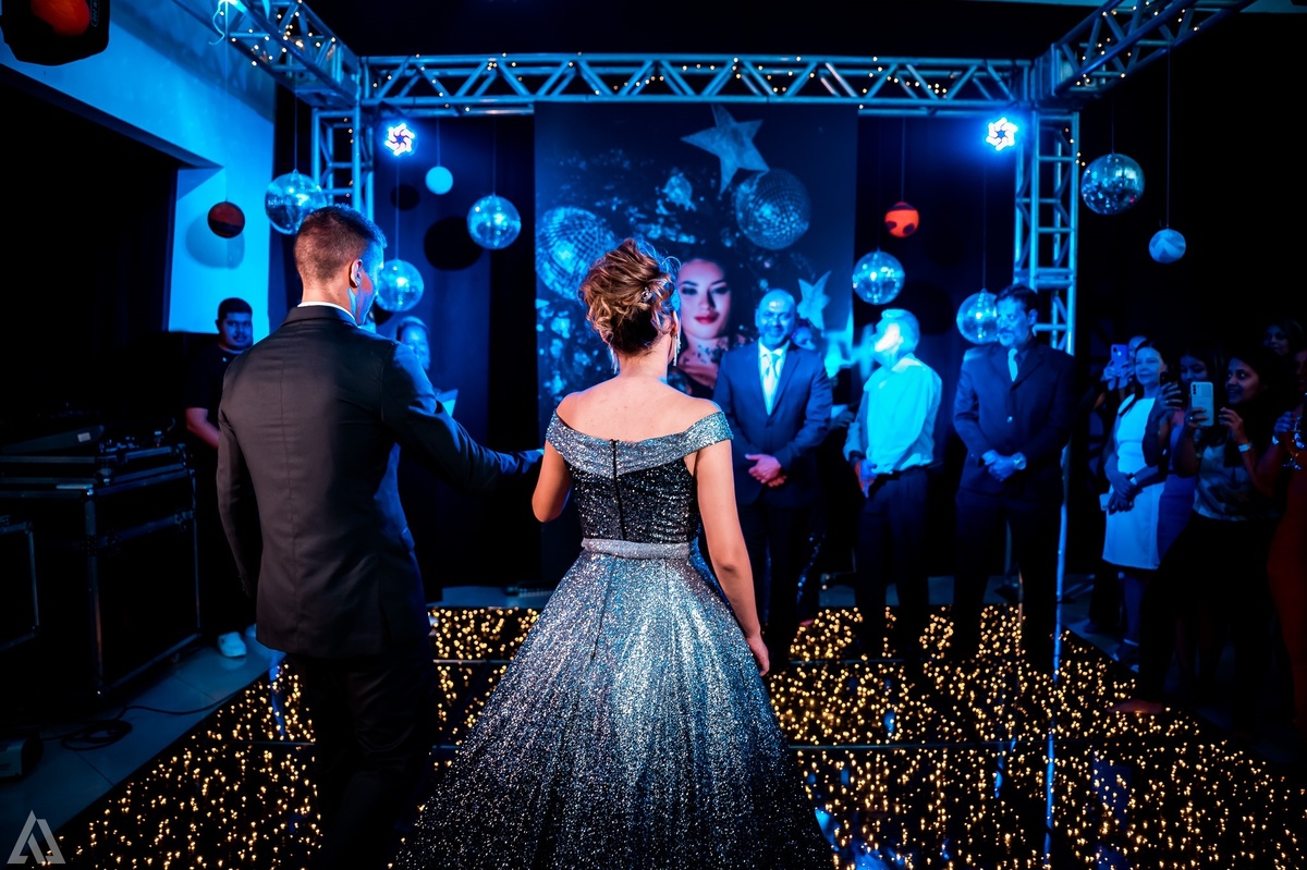 Ensaio Festa Book Teen Debutante 15 Anos Alex Jardim Fotografia Fotógrafo Makink Off Resende Itatiaia Penedo Porto Real Quatis Barra Mansa Volta Redonda Lena Buffet La Belle Maison Estela Dani Vidal Elimeire Laurino Camila Hoffmann Cerimonial Maquiadora