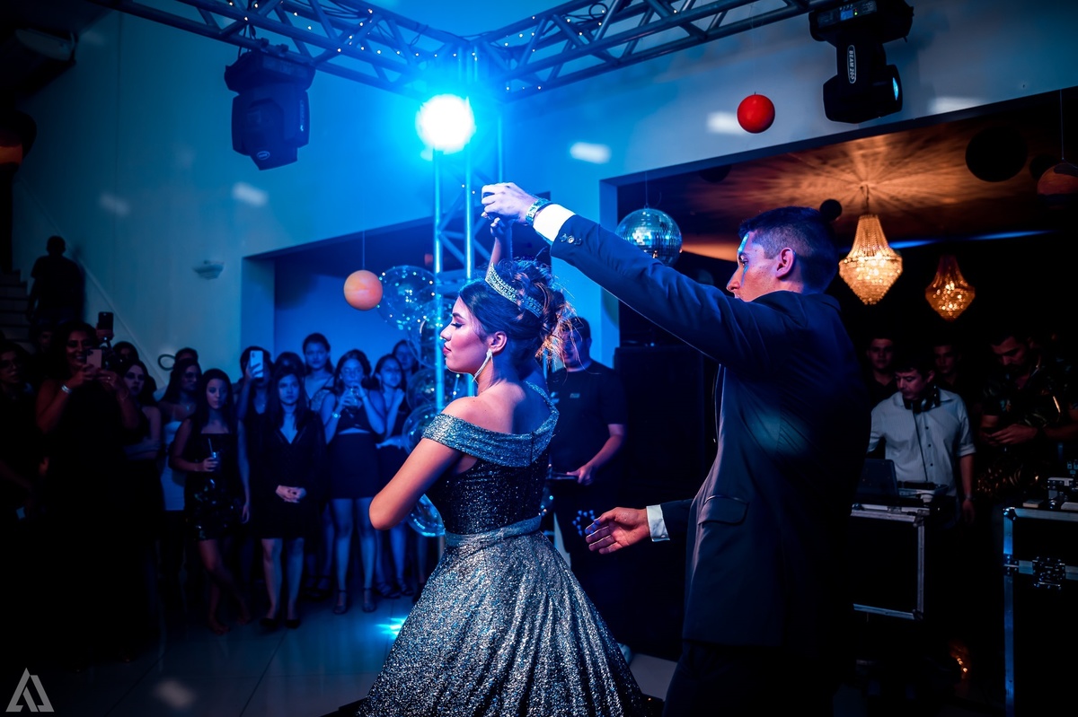 Ensaio Festa Book Teen Debutante 15 Anos Alex Jardim Fotografia Fotógrafo Makink Off Resende Itatiaia Penedo Porto Real Quatis Barra Mansa Volta Redonda Lena Buffet La Belle Maison Estela Dani Vidal Elimeire Laurino Camila Hoffmann Cerimonial Maquiadora