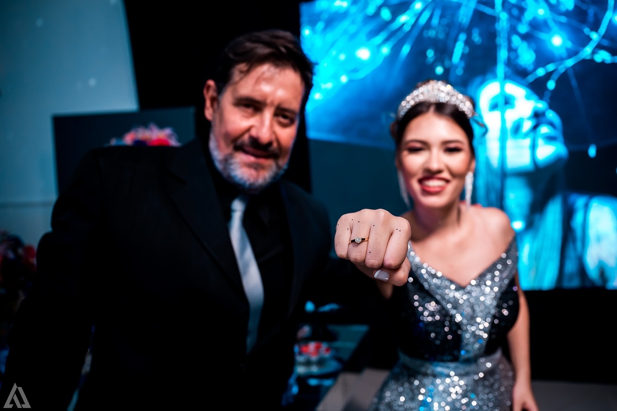 Ensaio Festa Book Teen Debutante 15 Anos Alex Jardim Fotografia Fotógrafo Makink Off Resende Itatiaia Penedo Porto Real Quatis Barra Mansa Volta Redonda Lena Buffet La Belle Maison Estela Dani Vidal Elimeire Laurino Camila Hoffmann Cerimonial Maquiadora