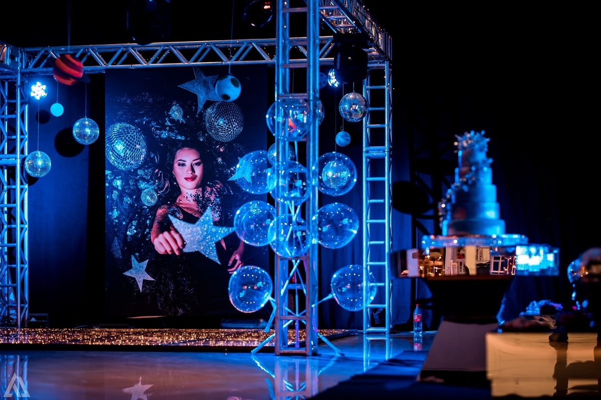 Ensaio Festa Book Teen Debutante 15 Anos Alex Jardim Fotografia Fotógrafo Makink Off Resende Itatiaia Penedo Porto Real Quatis Barra Mansa Volta Redonda Lena Buffet La Belle Maison Estela Dani Vidal Elimeire Laurino Camila Hoffmann Cerimonial Maquiadora