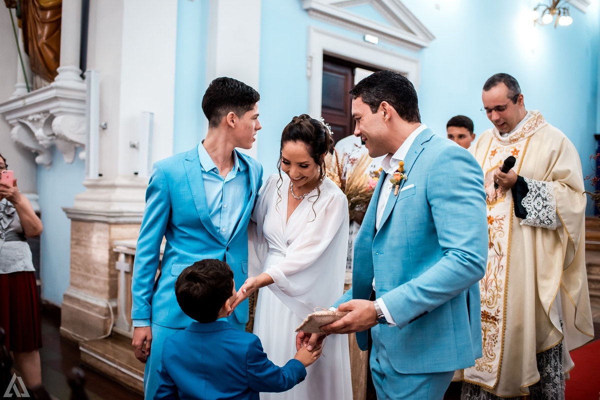 Wedding Casamento Buffet Making Off Decoração Cerimonialista Fotógrafo Vestido Noiva Noivo Camila Hoffmann Cerimonial Elimeire Assessoria de Evento Dani Vidal Vila Nova La Belle Maison Lena Buffet Casarão Penedo Diva Buffet Buquê Resende Penedo Itatiaia