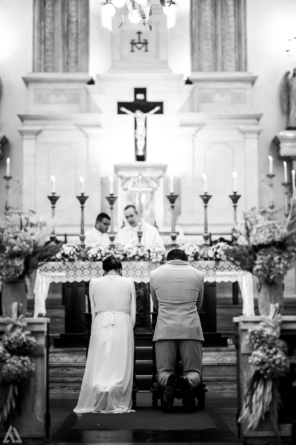 Wedding Casamento Buffet Making Off Decoração Cerimonialista Fotógrafo Vestido Noiva Noivo Camila Hoffmann Cerimonial Elimeire Assessoria de Evento Dani Vidal Vila Nova La Belle Maison Lena Buffet Casarão Penedo Diva Buffet Buquê Resende Penedo Itatiaia