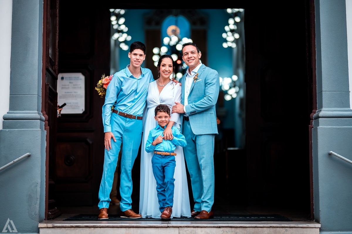 Wedding Casamento Buffet Making Off Decoração Cerimonialista Fotógrafo Vestido Noiva Noivo Camila Hoffmann Cerimonial Elimeire Assessoria de Evento Dani Vidal Vila Nova La Belle Maison Lena Buffet Casarão Penedo Diva Buffet Buquê Resende Penedo Itatiaia