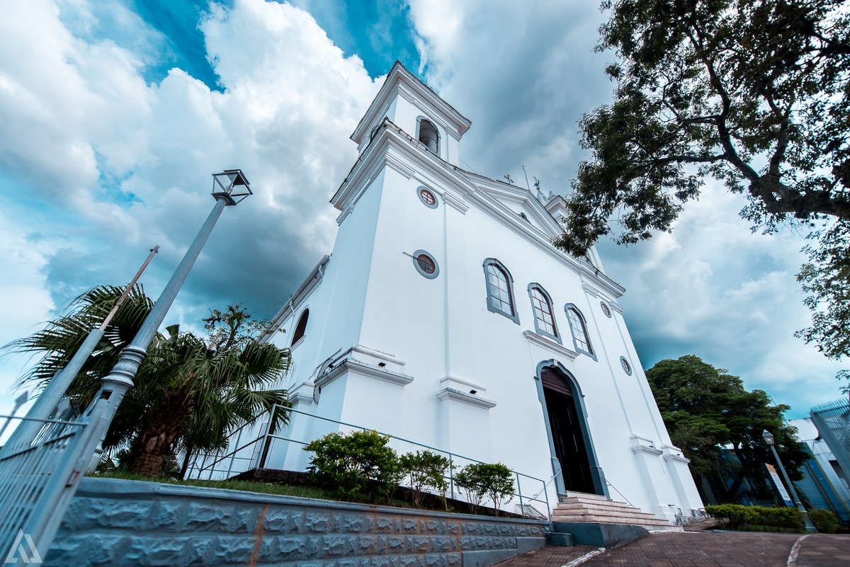 Wedding Casamento Buffet Making Off Decoração Cerimonialista Fotógrafo Vestido Noiva Noivo Camila Hoffmann Cerimonial Elimeire Assessoria de Evento Dani Vidal Vila Nova La Belle Maison Lena Buffet Casarão Penedo Diva Buffet Buquê Resende Penedo Itatiaia