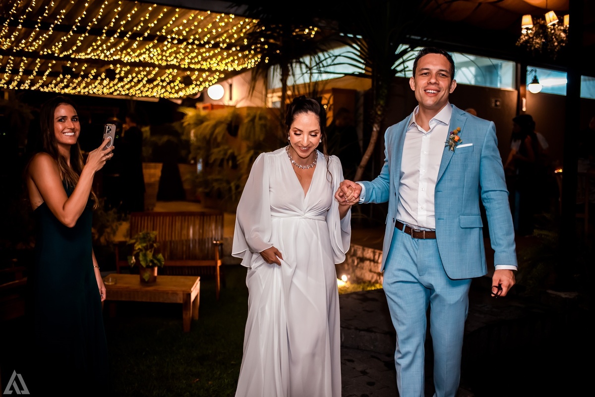 Wedding Casamento Buffet Making Off Decoração Cerimonialista Fotógrafo Vestido Noiva Noivo Camila Hoffmann Cerimonial Elimeire Assessoria de Evento Dani Vidal Vila Nova La Belle Maison Lena Buffet Casarão Penedo Diva Buffet Buquê Resende Penedo Itatiaia