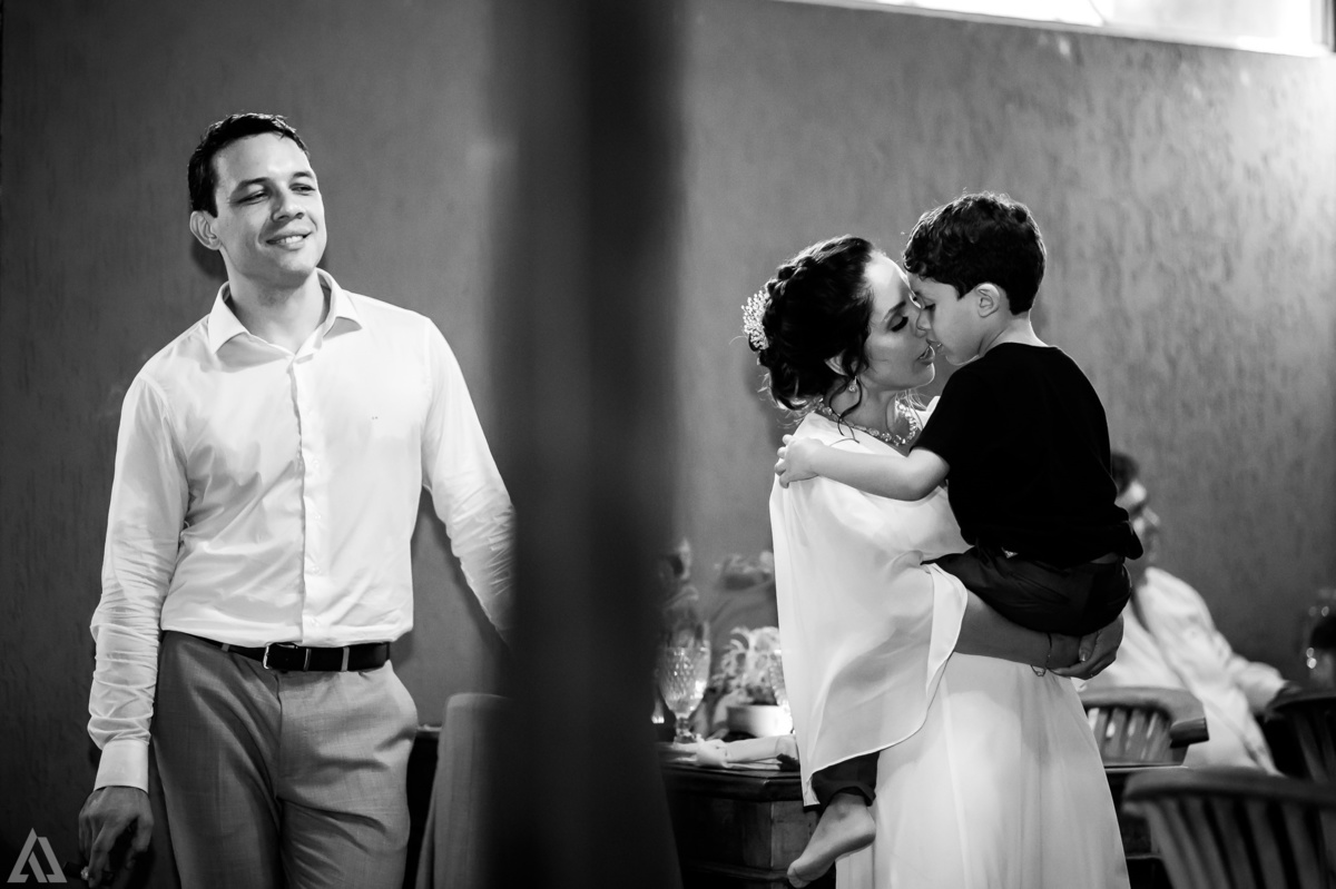 Wedding Casamento Buffet Making Off Decoração Cerimonialista Fotógrafo Vestido Noiva Noivo Camila Hoffmann Cerimonial Elimeire Assessoria de Evento Dani Vidal Vila Nova La Belle Maison Lena Buffet Casarão Penedo Diva Buffet Buquê Resende Penedo Itatiaia