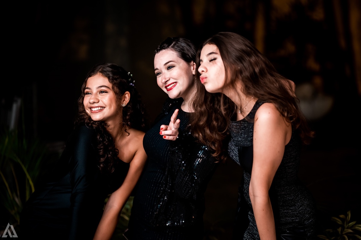 Ensaio Festa Book Teen Debutante 15 Anos Alex Jardim Fotografia Fotógrafo Makink Off Resende Itatiaia Penedo Porto Real Quatis Barra Mansa Volta Redonda Lena Buffet La Belle Maison Estela Dani Vidal Elimeire Laurino Camila Hoffmann Cerimonial Maquiadora