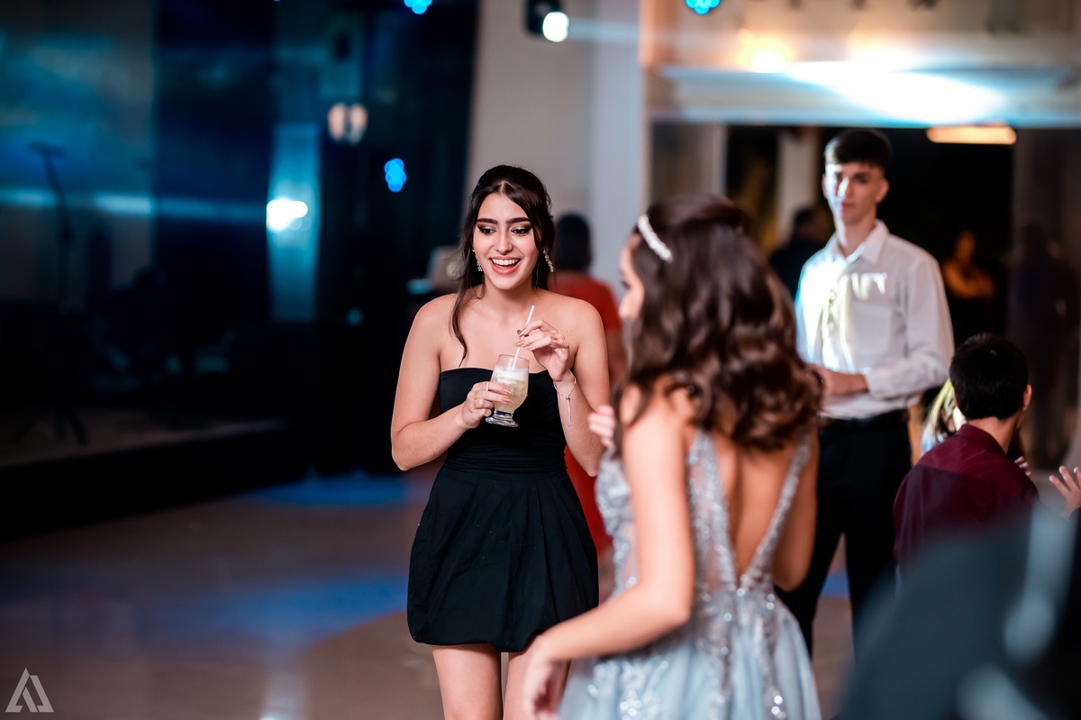 Ensaio Festa Book Teen Debutante 15 Anos Alex Jardim Fotografia Fotógrafo Makink Off Resende Itatiaia Penedo Porto Real Quatis Barra Mansa Volta Redonda Lena Buffet La Belle Maison Estela Dani Vidal Elimeire Laurino Camila Hoffmann Cerimonial Maquiadora
