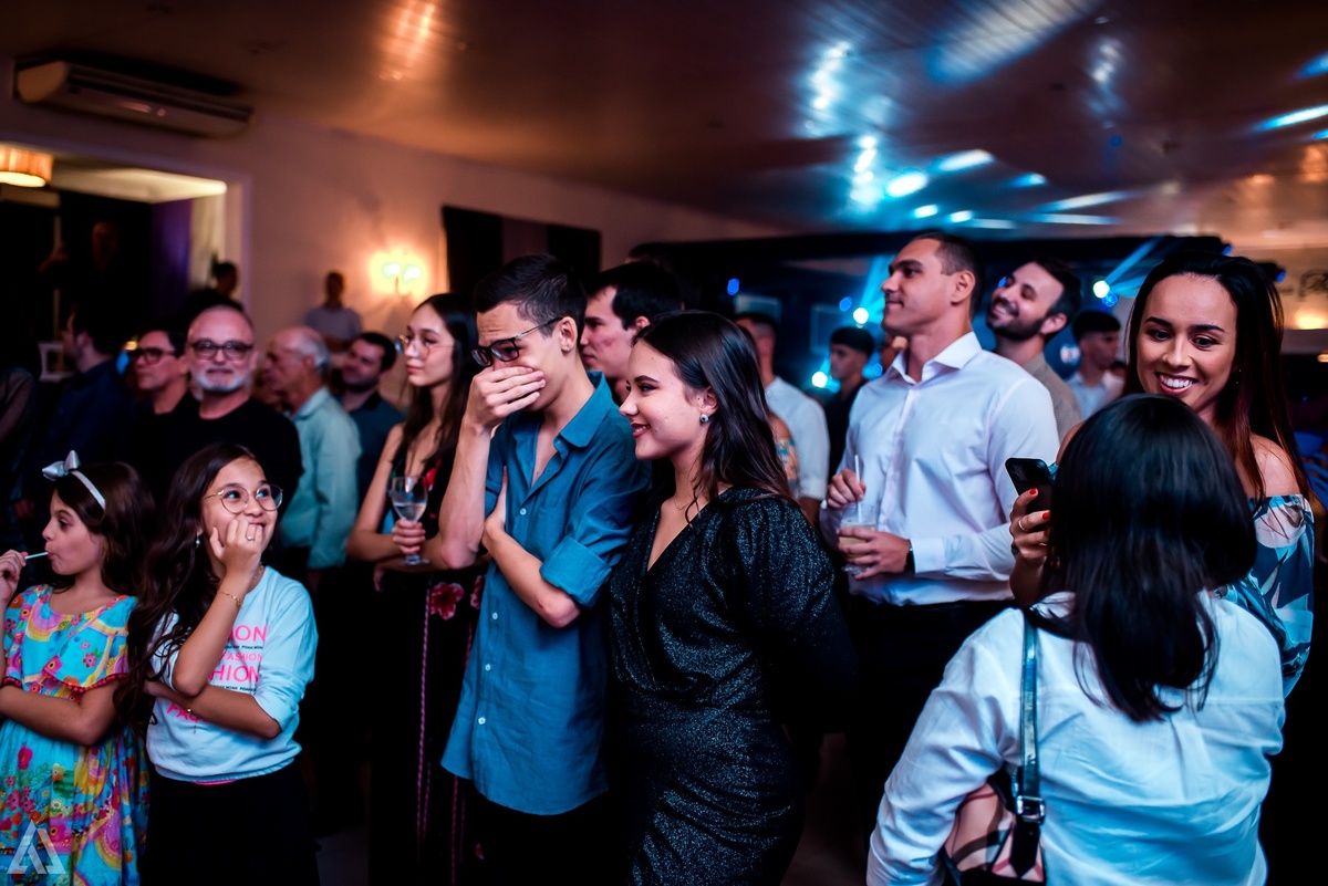 Ensaio Festa Book Teen Debutante 15 Anos Alex Jardim Fotografia Fotógrafo Makink Off Resende Itatiaia Penedo Porto Real Quatis Barra Mansa Volta Redonda Lena Buffet La Belle Maison Estela Dani Vidal Elimeire Laurino Camila Hoffmann Cerimonial Maquiadora