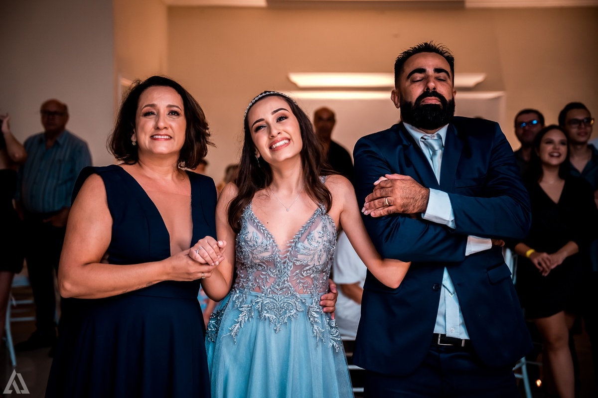 Ensaio Festa Book Teen Debutante 15 Anos Alex Jardim Fotografia Fotógrafo Makink Off Resende Itatiaia Penedo Porto Real Quatis Barra Mansa Volta Redonda Lena Buffet La Belle Maison Estela Dani Vidal Elimeire Laurino Camila Hoffmann Cerimonial Maquiadora