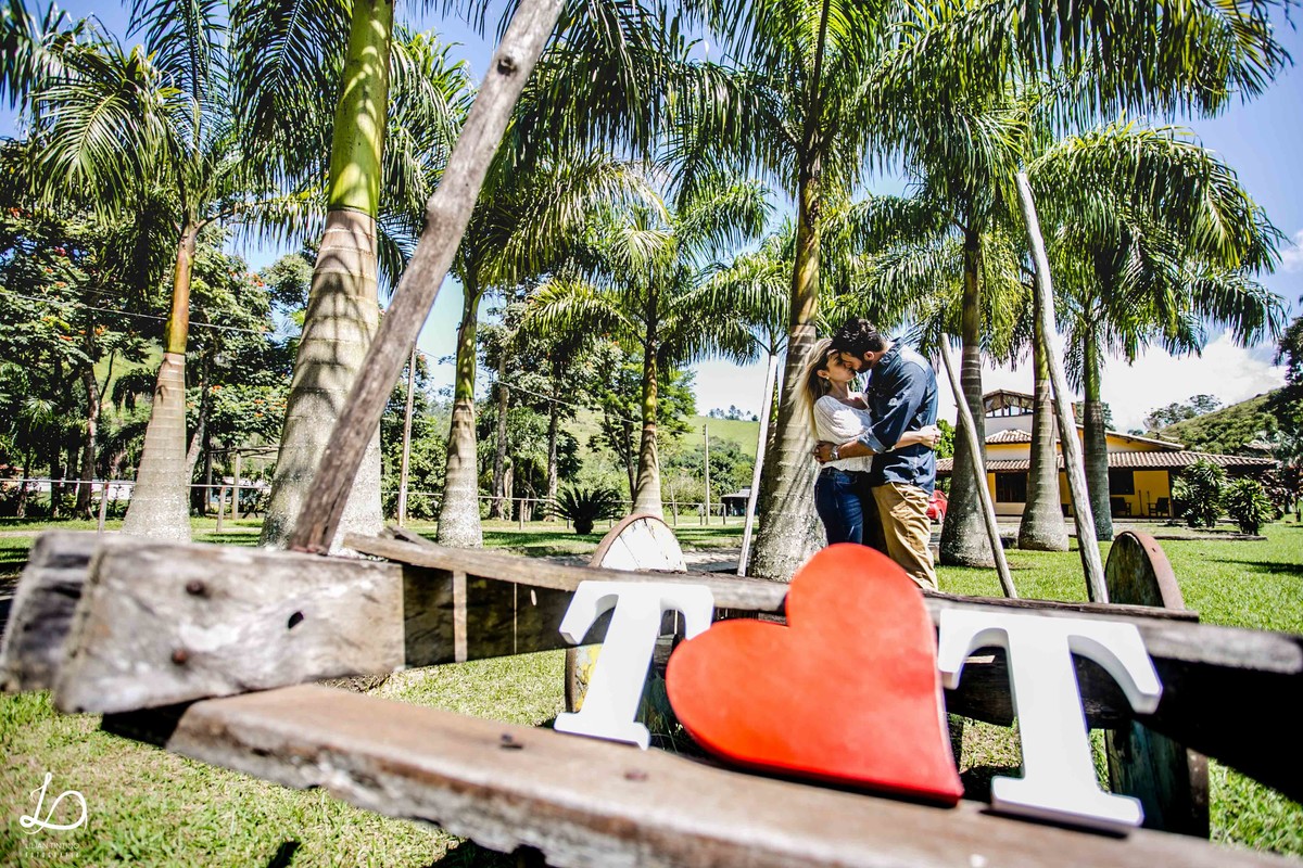 Ensaio fotografico, fotografo sp, fotografo em sbc, fotografo em santo andré, fotografia casamento, ensaios, ensaio na fazenda, fazenda, liliantintino, lilian tintino, trator, ensaio na roça
