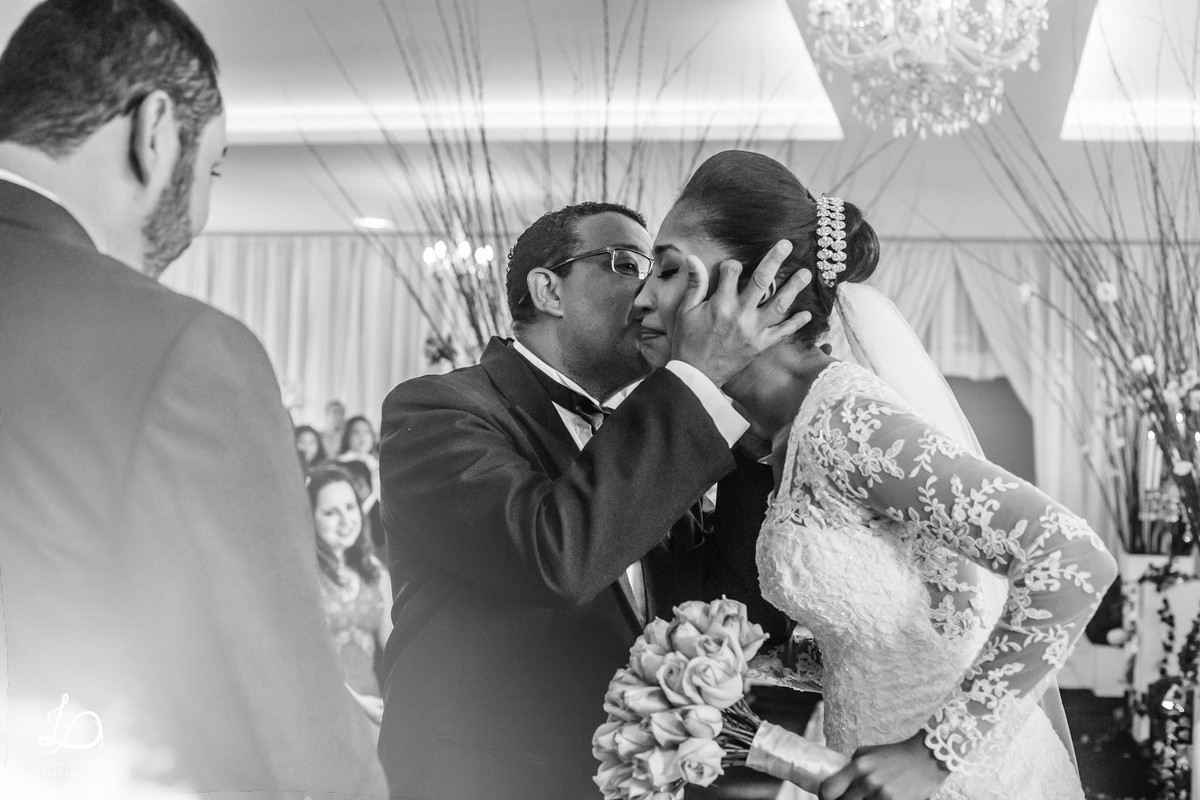 entrada da noiva, fotos espontâneas de casamento