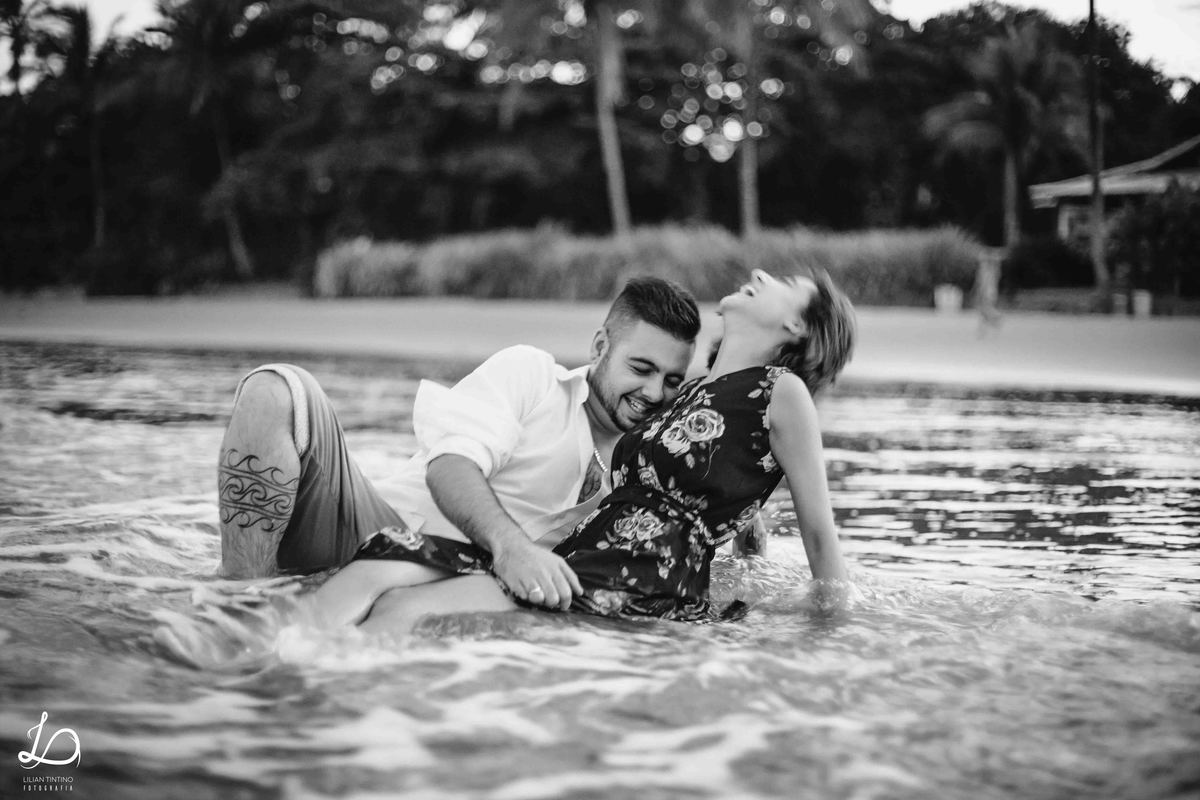 praia, ensaio de casal, guaruja, ensaio praia, ensaio fotografico, casamento praia, casamento, noivado
