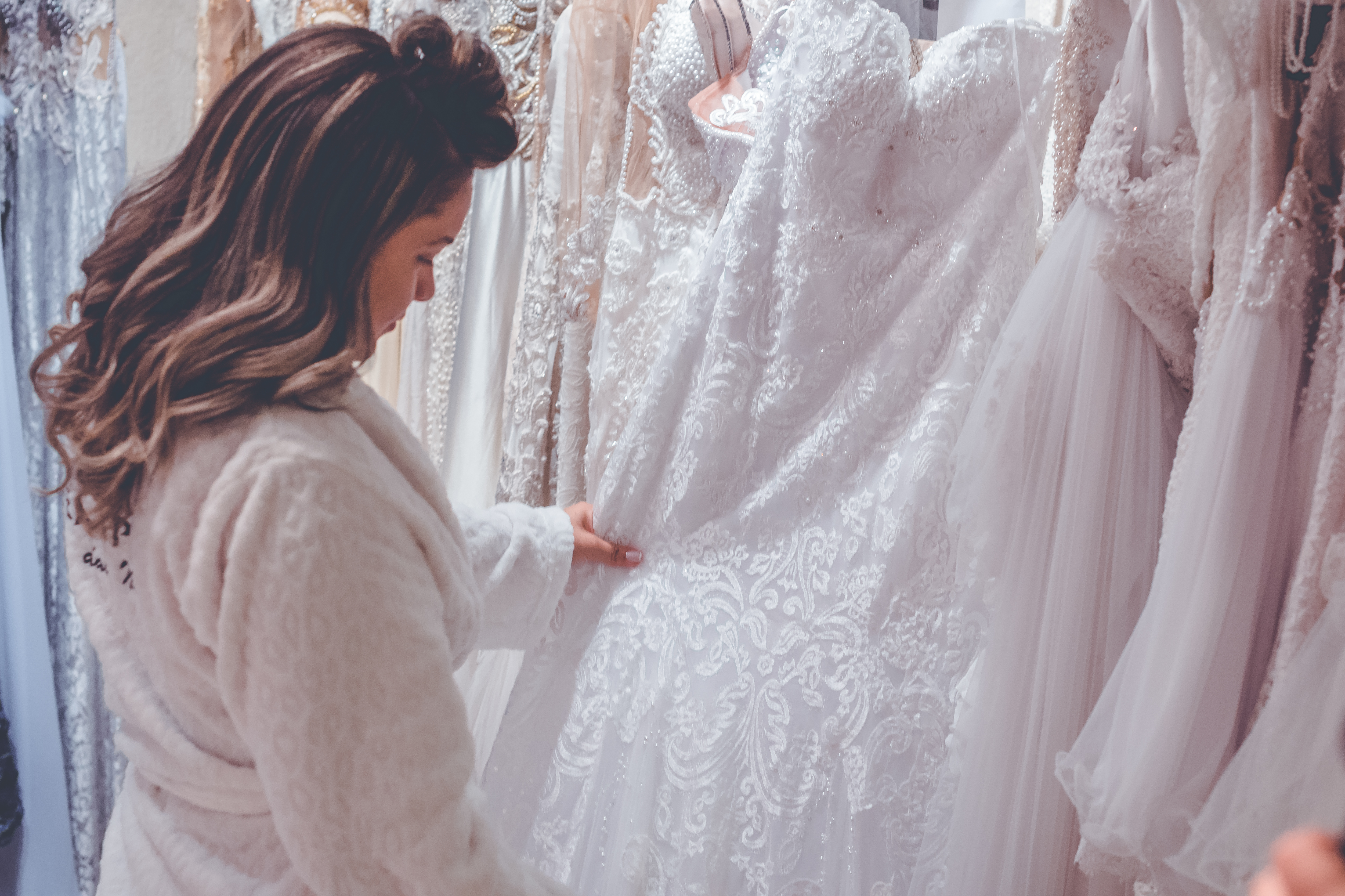 noiva em loja templo fashion