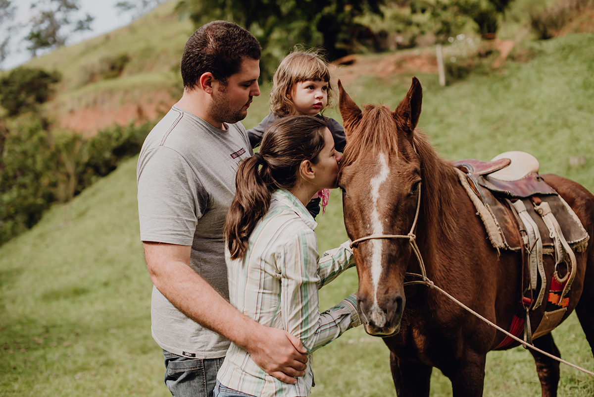 família e cavalos