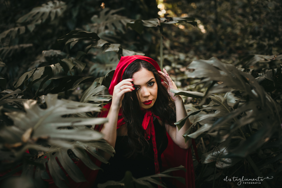 Ensaio Fotográfico Chapeuzinho Vermelho