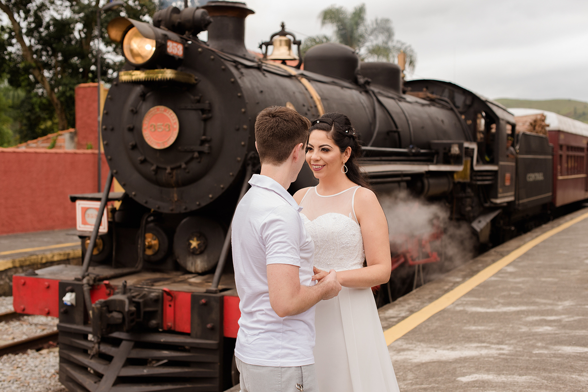 Idéias de fotos ensaio Guararema , linha de trem , estação ferroviária 