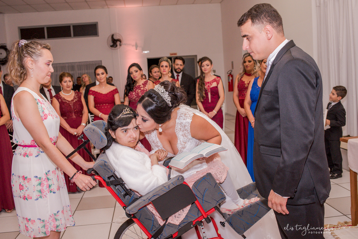 beijo irmã da noiva 