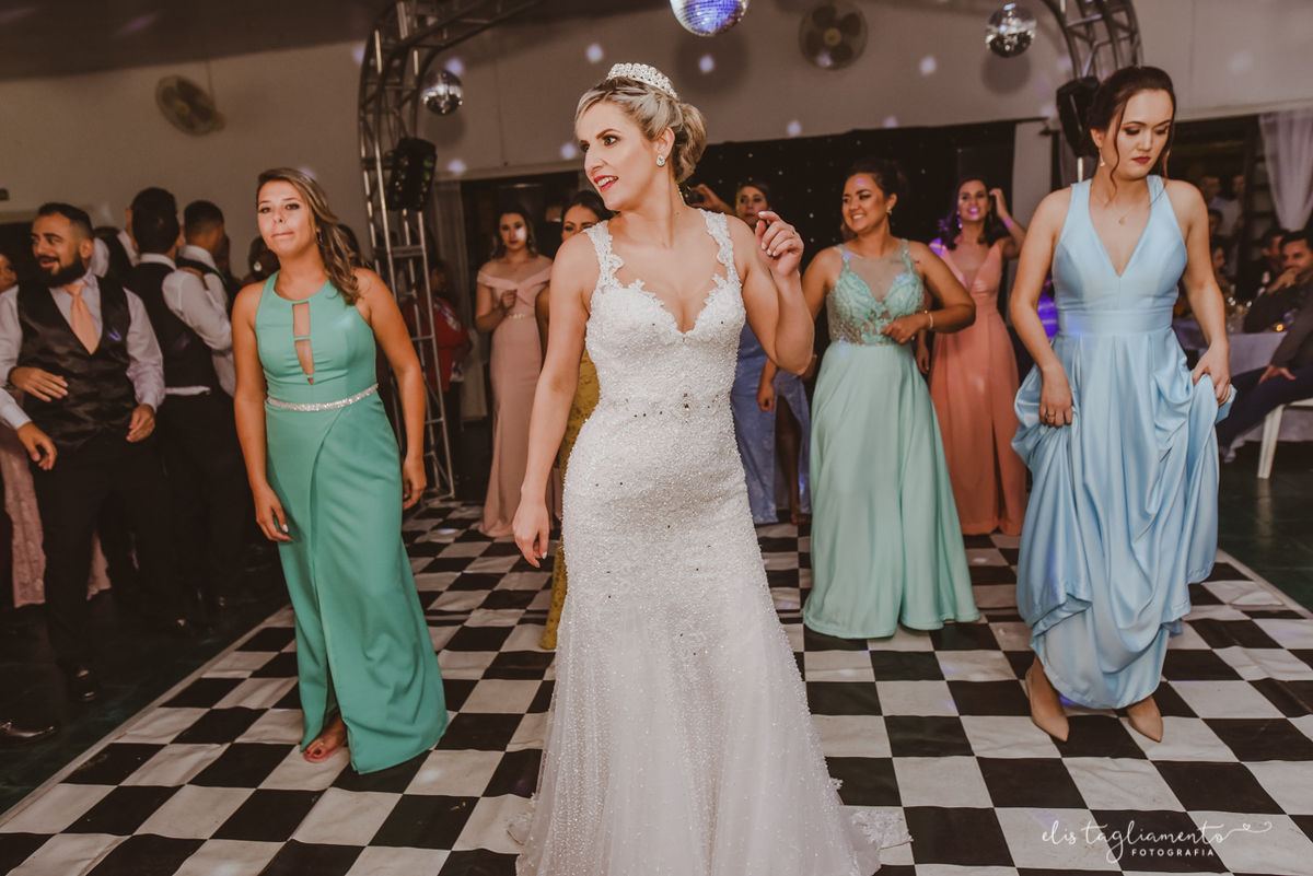 noivas madrinhas cores tons pastéis