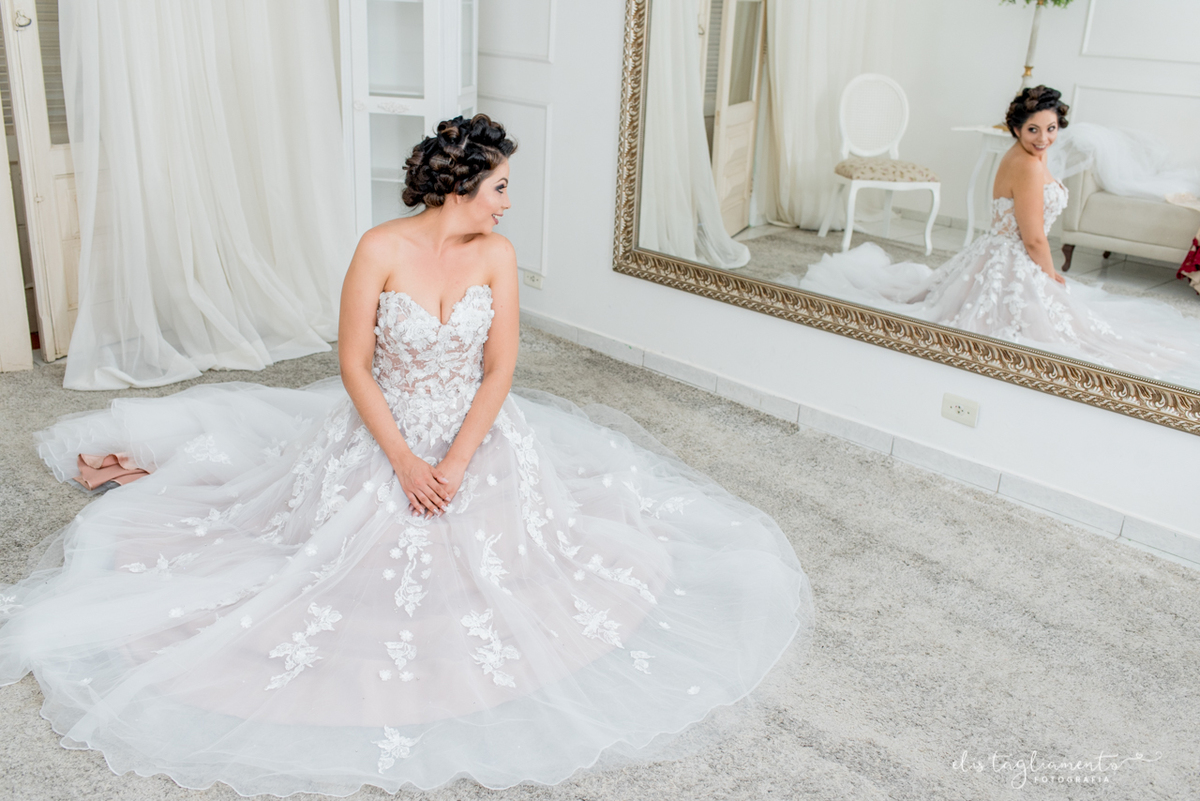 Make of Júnior Noivas