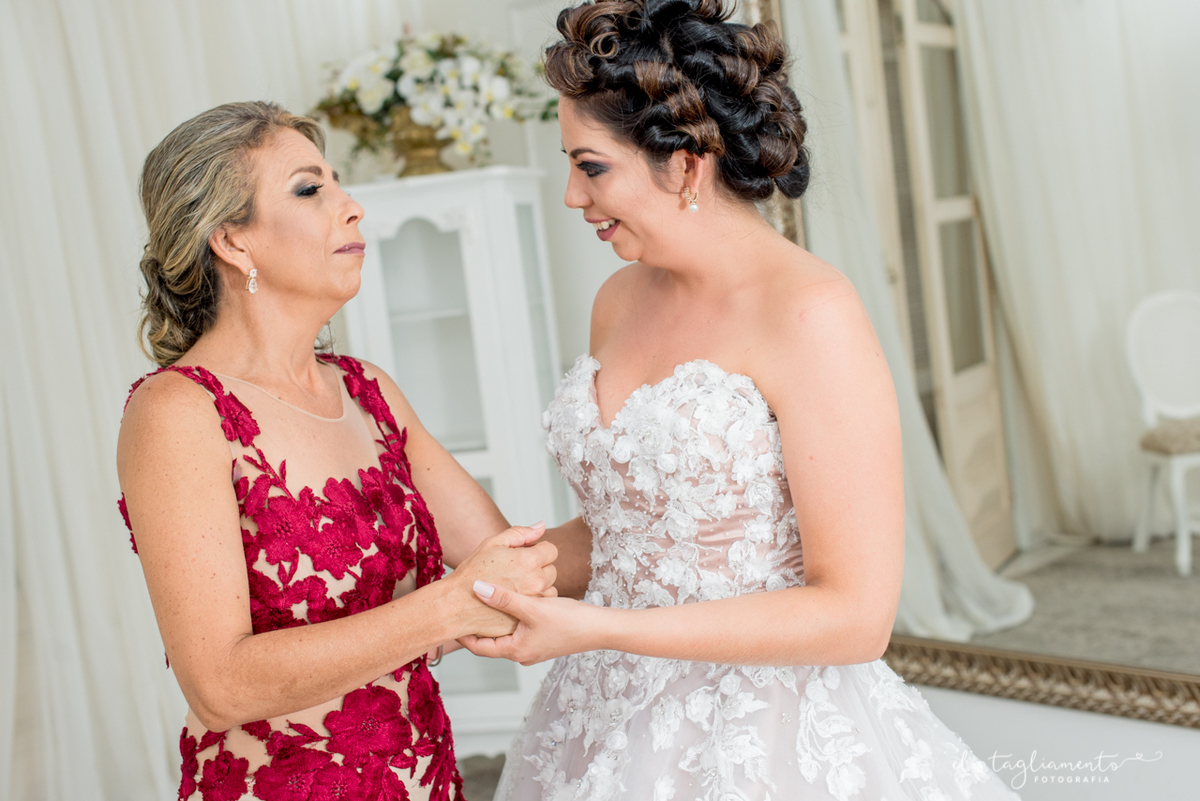 Make of Júnior Noivas