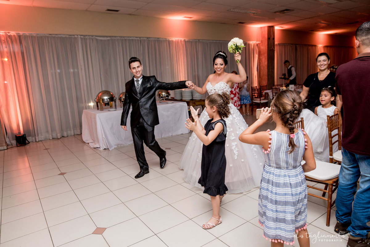 Entrada noiva espaço Dutra são José dos Campos