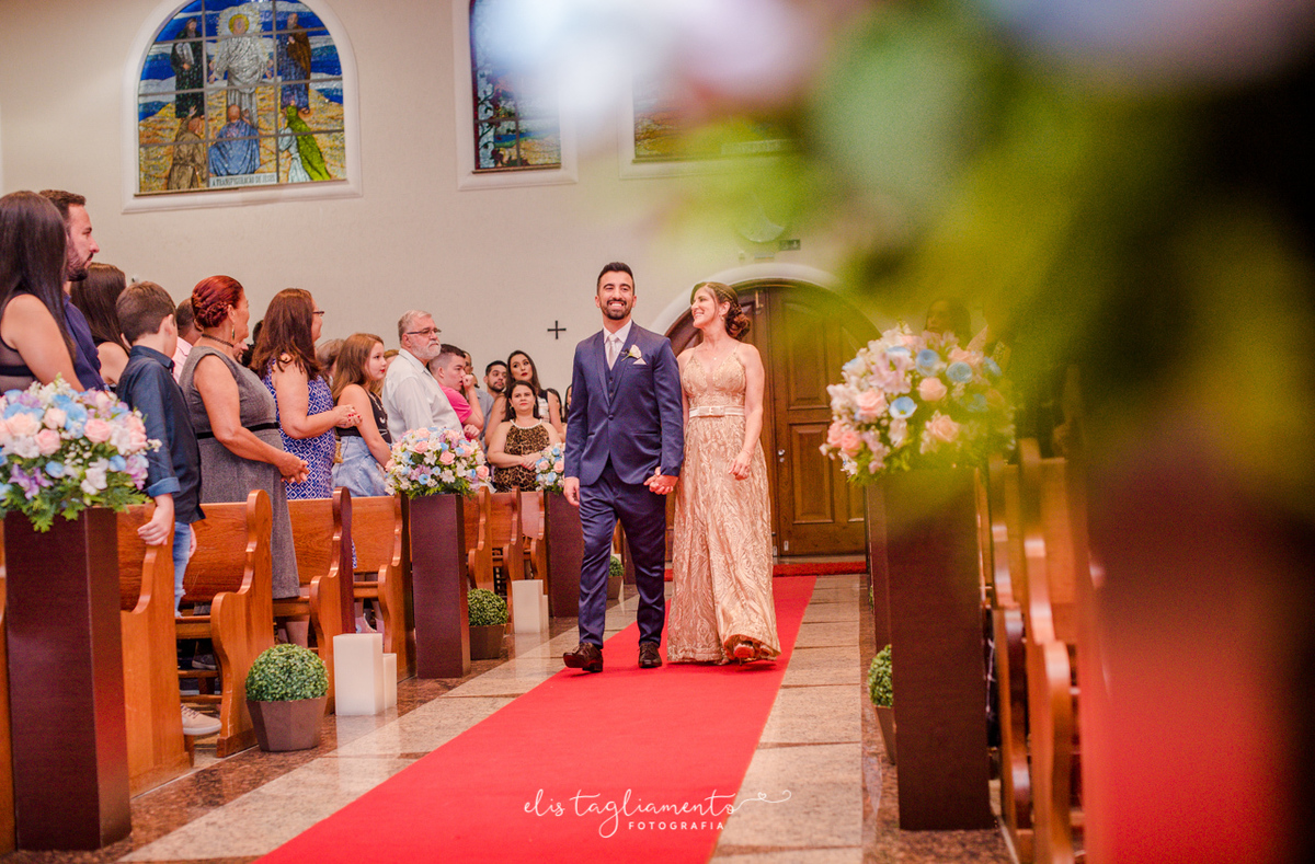 Casamento na igreja Nossa Senhora de Lourdes