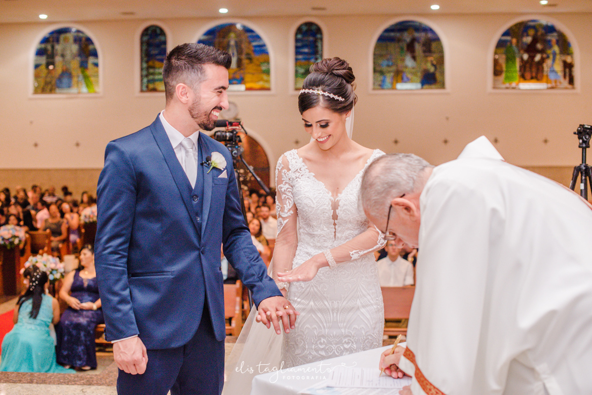 Casamento na igreja Nossa Senhora de Lourdes