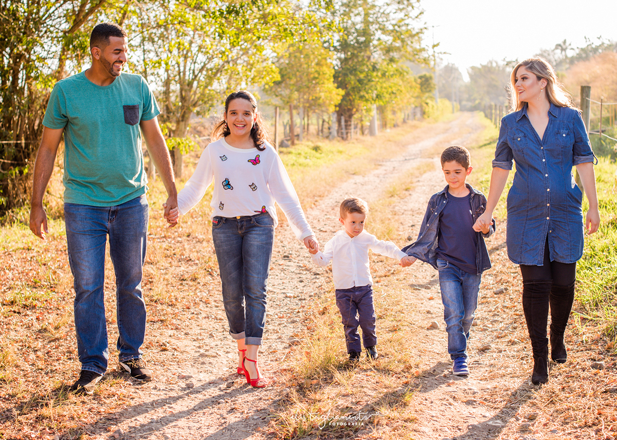 Fotos gestante na linha do trem