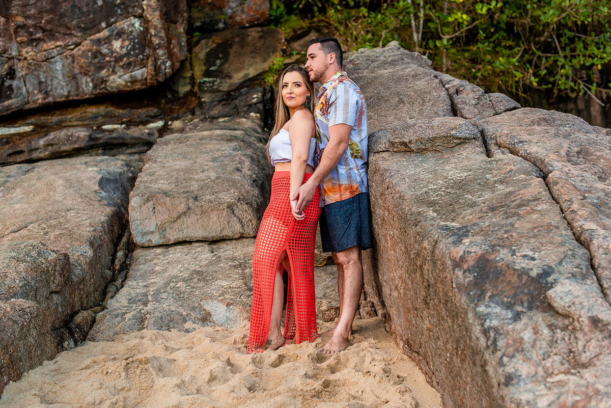 Praia Sununga , gruta que chora