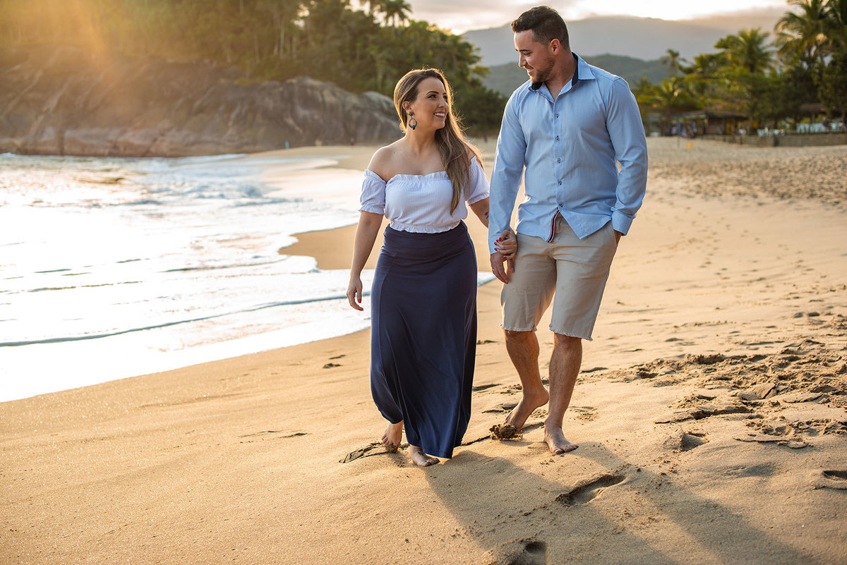 Praia Sununga , gruta que chora