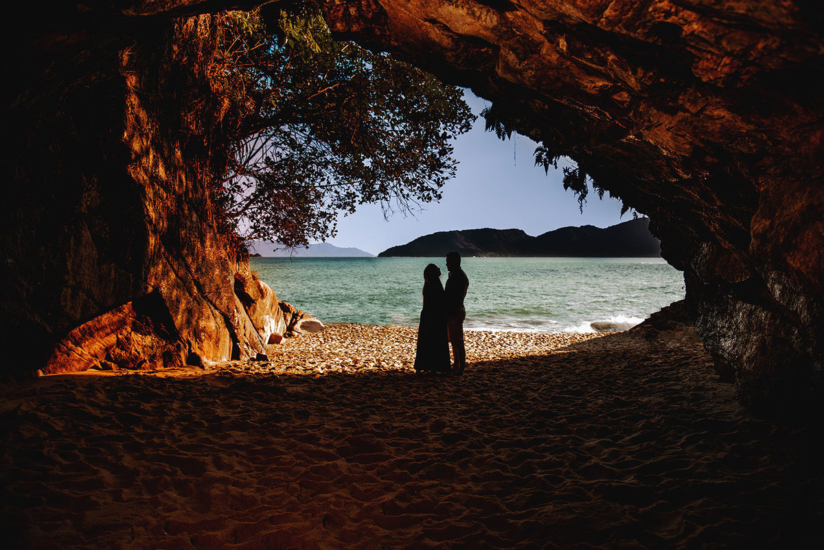 Praia Sununga , gruta que chora, ensaio de pré wedding