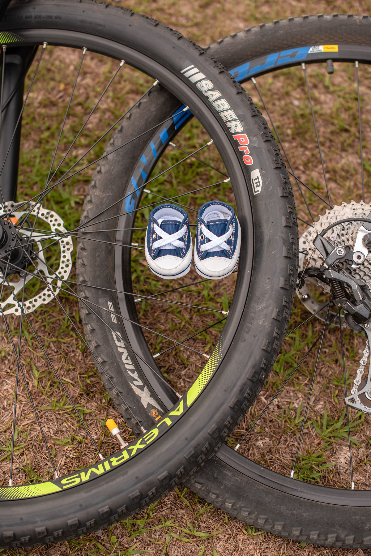 Ensaio Gestante com bike Parque da cidade São José dos Campos 