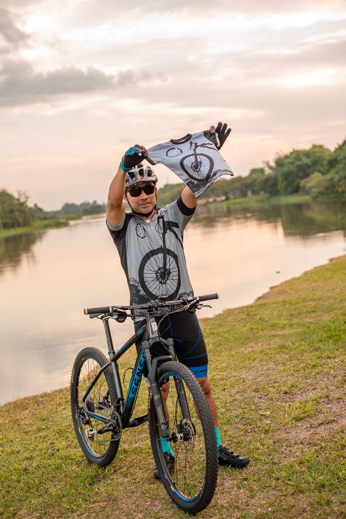 Ensaio Gestante com bike Parque da cidade São José dos Campos 