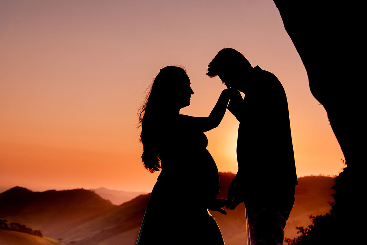 Ensaio Gestante com bike Mirante Pedra São Francisco Monteiro Lobato 