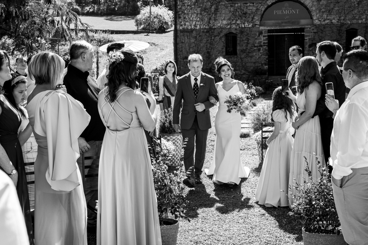 casamento de dia; casamento; caxias do sul; farroupilha; diego ramos; diego fotografias; entrada da noiva; vestido de noiva; fotógrafo de casamento;