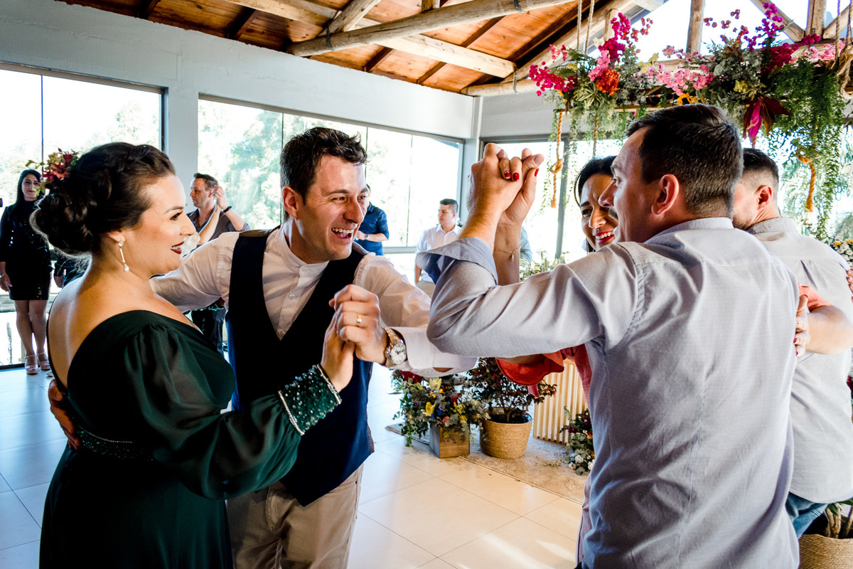 casamento de dia; casamento boho; noiva linda; vestido de noiva; diego fotografias; festa de casamento;